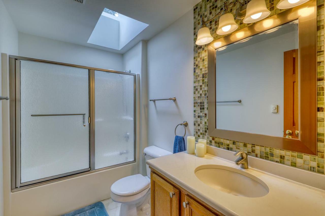 2 Bed 2 Bath Vacation Home In Orcas Island Rosario Bagian luar foto